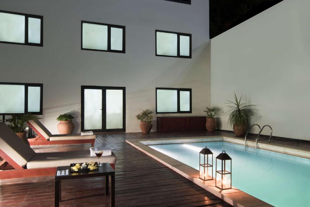 Hotel NH Mendoza Individual